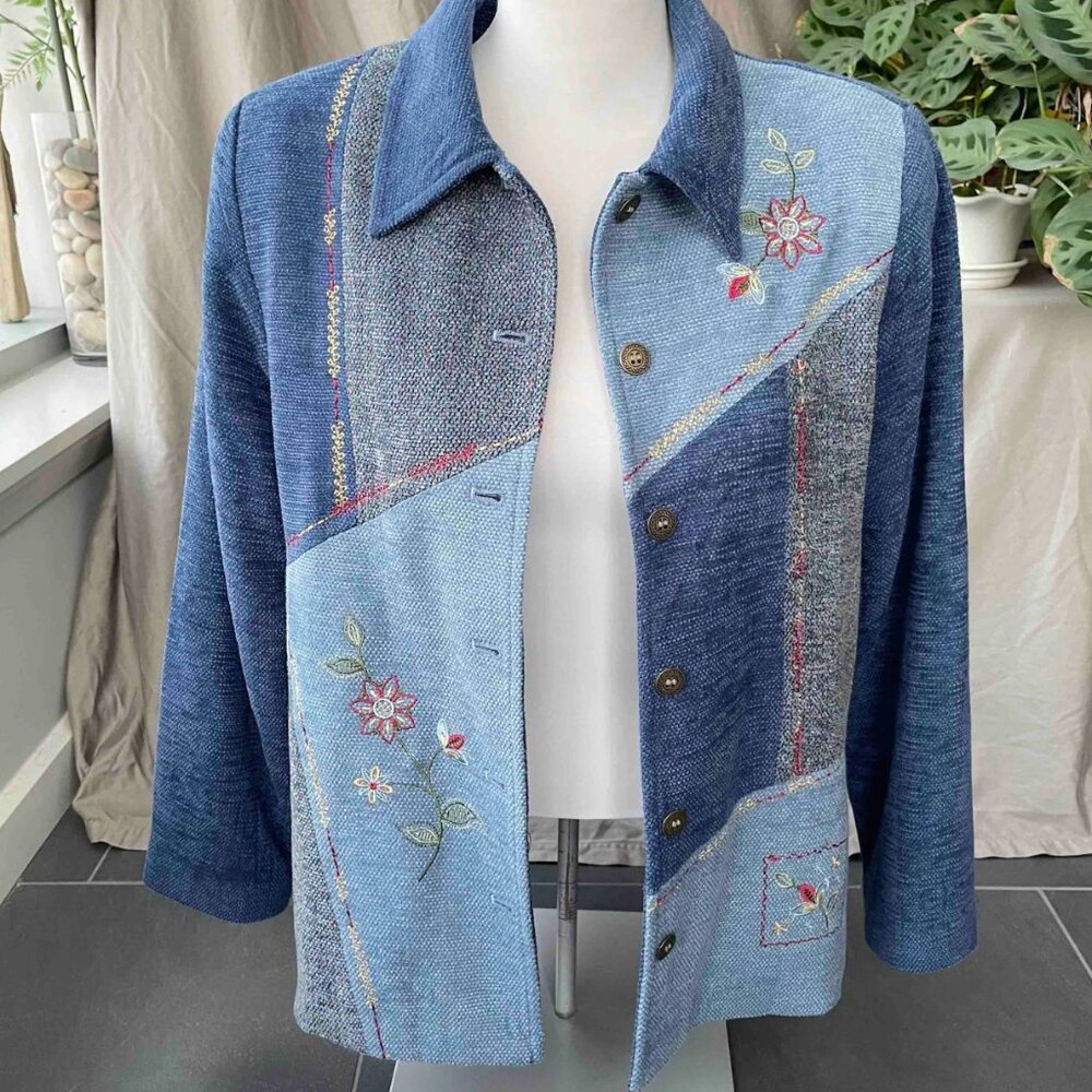 90s Floral Patchwork Cardigan: Embroidered Y2K Sweater Jacket